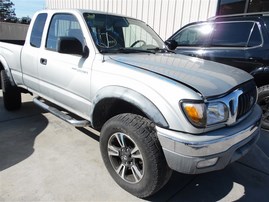 2001 Toyota Tacoma SR5 Prerunner Silver Extended Cab 3.4L AT 2WD #Z24589